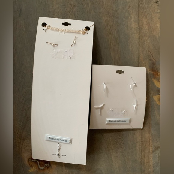 Nicole Miller New York Multi-Color Beaded Necklace and Bracelet Set - Picture 7 of 8